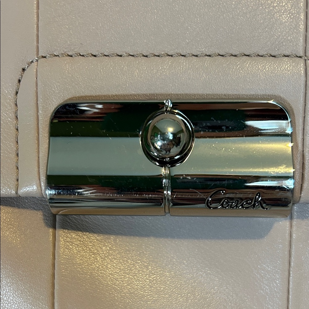 Coach Leather Shoulder Bag - Picture 4 of 7